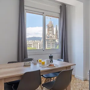 Ab Sagrada Familia Views Barcellona